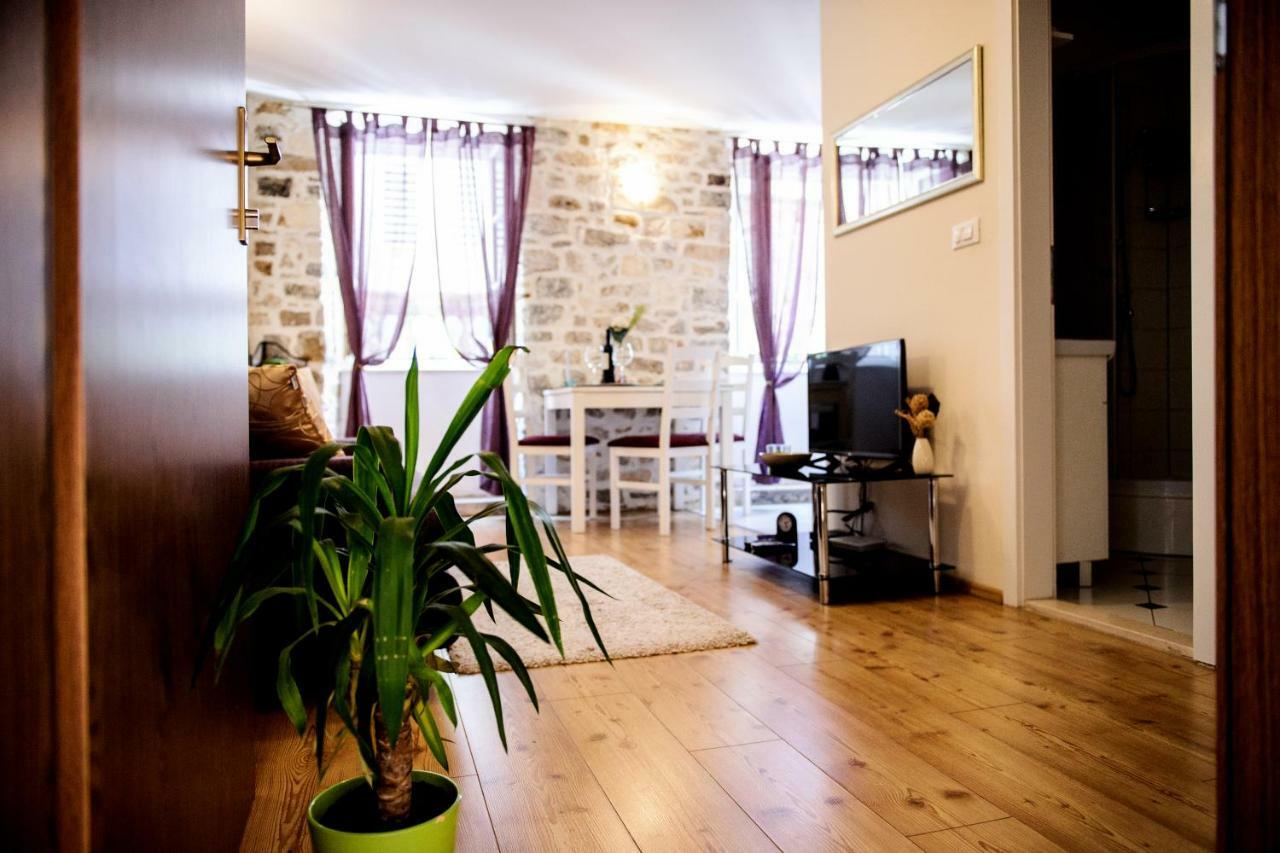 Apartment Peristil Cardo Сплит Екстериор снимка