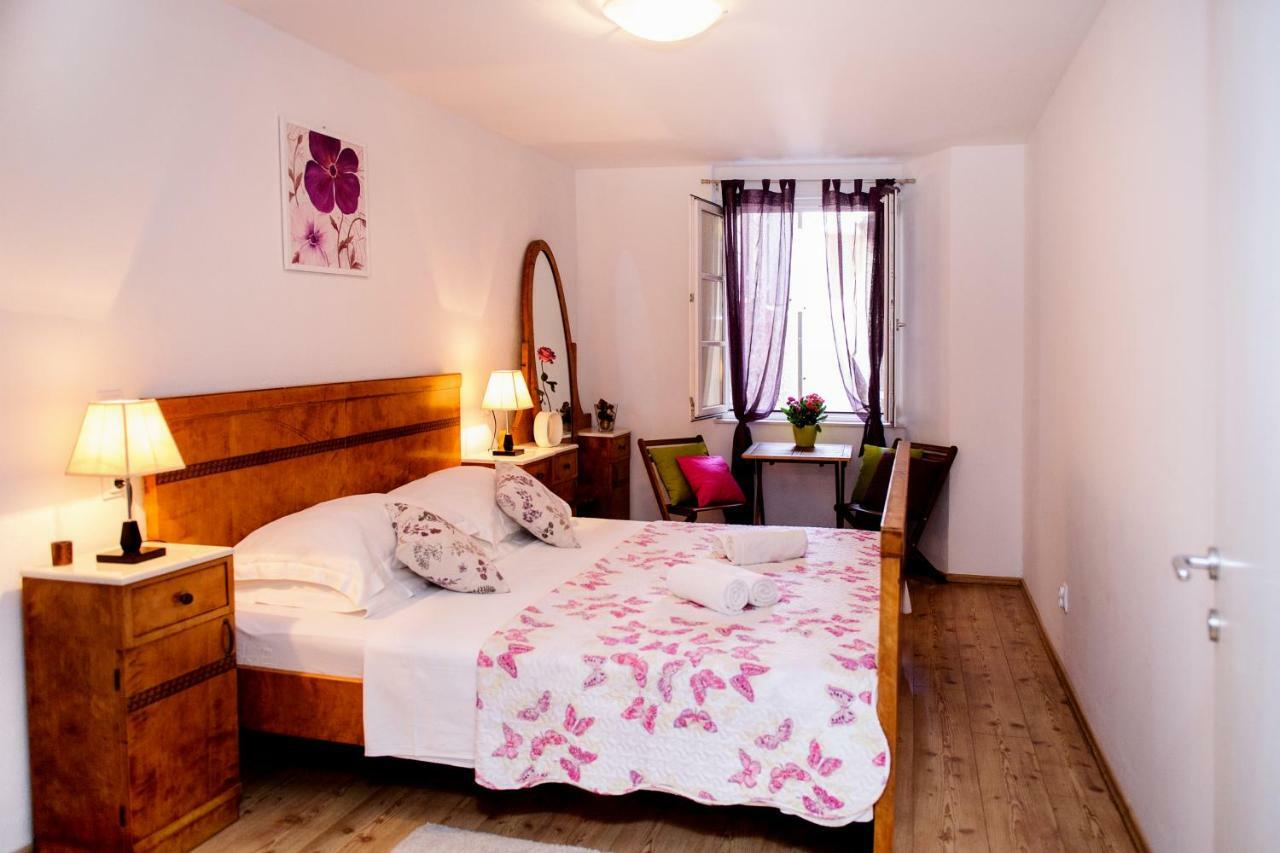 Apartment Peristil Cardo Сплит Екстериор снимка